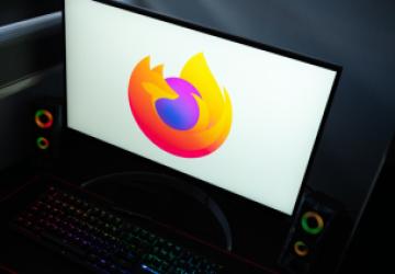 Firefox 153 Released with HDR Video, Smarter PDF Tools, Better Privacy, and New Linux Improvements